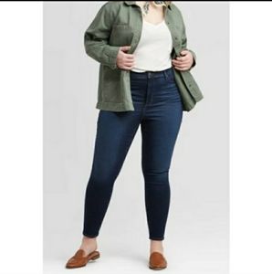 Universal Thread High Rise Skinny jeans